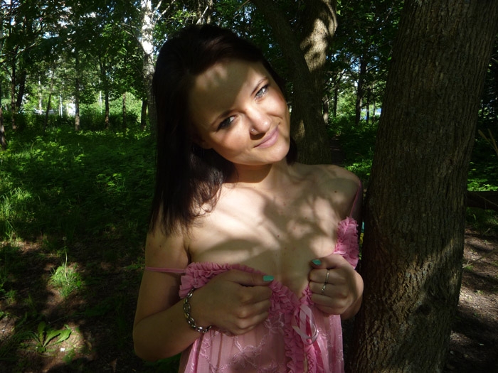 Опыт и стиль сочетаю в своих услугах, чтобы ты получил незабываемые моменты релаксации и наслаждения. Фото подтверждают мою привлекательность и соблазнительность. Имею положительные отзывы, которые гарантируют мою надежность и внимание к каждому клиенту. Позволь мне побаловать тебя уникальным особенным сервисом, который удовлетворит все твои желания. Что ждешь? Позвони мне прямо сейчас и окунись в мир наслаждения вместе со мной 💋💫 17929, 20 лет