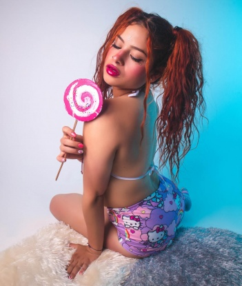 Живу в самом сердце Москвы, где раскрылась вся моя красота и опыт. Упругое тело, нежные губки и развратные фантазии - все для тебя. 💋
🌹 С моими услугами ты почувствуешь себя настоящим царем! Нежные объятия, страстные поцелуи, горячие ласки - я знаю, как доставить тебе наивысшее наслаждение. Люблю экспериментировать и открывать новые грани удовольствия. Доставлю тебе радость, о которой ты мечтал! 💥
🌟 Отзывы о моей работе говорят сами за себя - мои клиенты остаются довольными и возвращаются ко мне снова и снова. Не сомневайся, я истинная профессионалка своего дела. Обо мне говорят, что я воплощение женственности, соблазна и страсти. 🌹
📷 У меня есть фото, чтобы ты мог убедиться в моей прекрасной внешности и сексуальных формах. Горячие кадры, подчеркивающие мои достоинства и вызывающие желание прикоснуться к моей упругой коже. Я жду тебя, чтобы воплотить все твои фантазии в реальность. 😈
🎁 Я в Москве, где провожу свое время, чтобы доставлять удовольствие своим избранным мужчинам. Ты можешь быть одним из них! Забудь обо всем и окунись в мир наслаждения со мной. Не упусти возможность испытать настоящий эротический фейерверк! Скорее звони, чтобы я смогла доставить тебе незабываемые моменты страсти и удовольствия! 🌹💋💥 3292, 18 лет